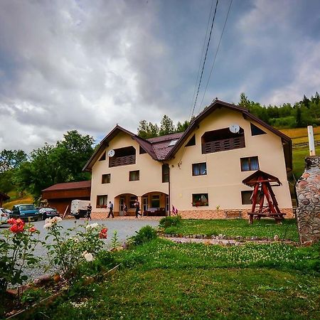 Pensiune Agroturistica Casa Alex Baba Esterno foto