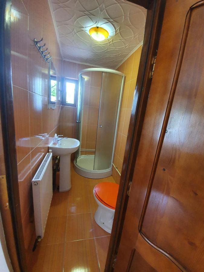 Pensiune Agroturistica Casa Alex Baba Esterno foto