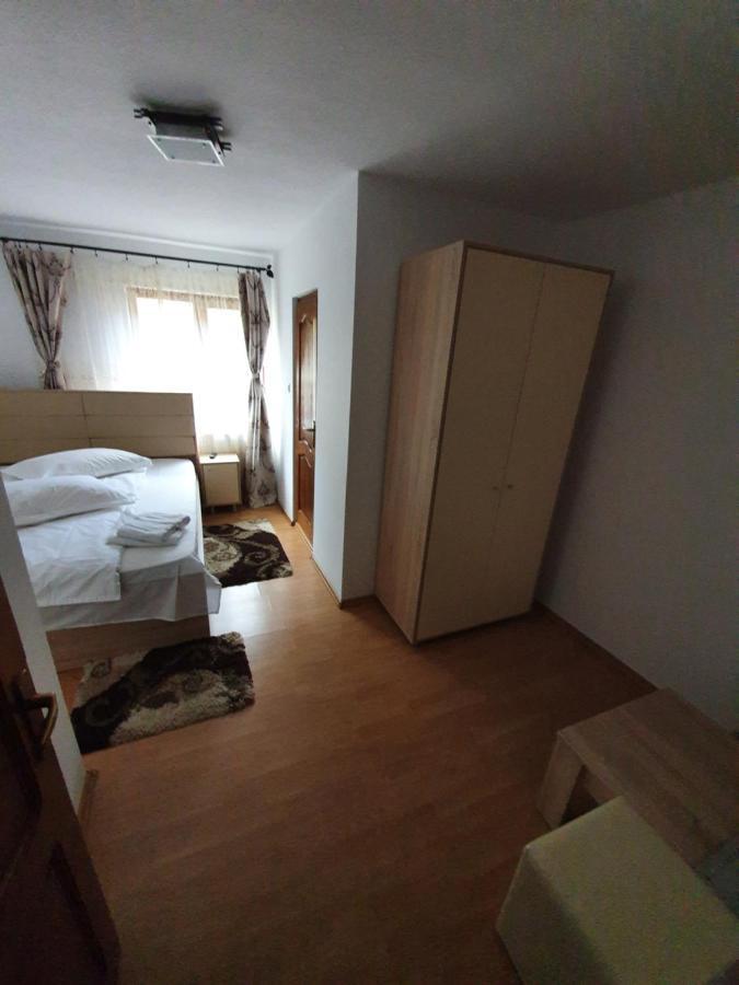 Pensiune Agroturistica Casa Alex Baba Esterno foto