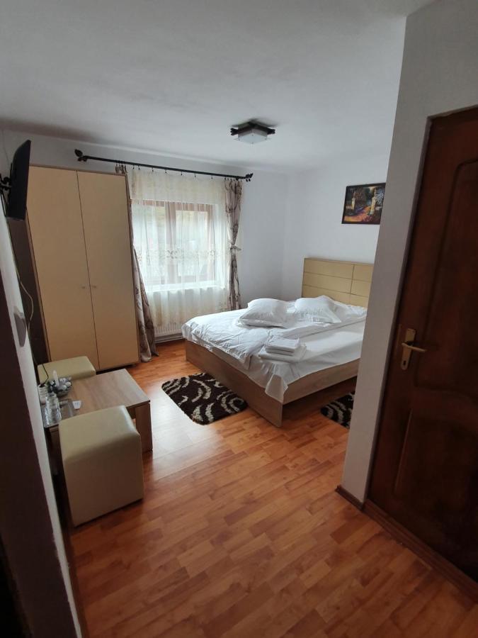 Pensiune Agroturistica Casa Alex Baba Esterno foto